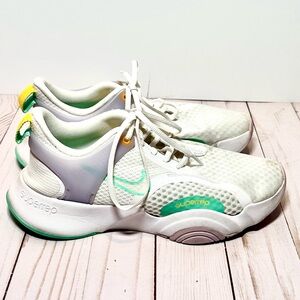 Nike SuperRep Go 2 Size 8